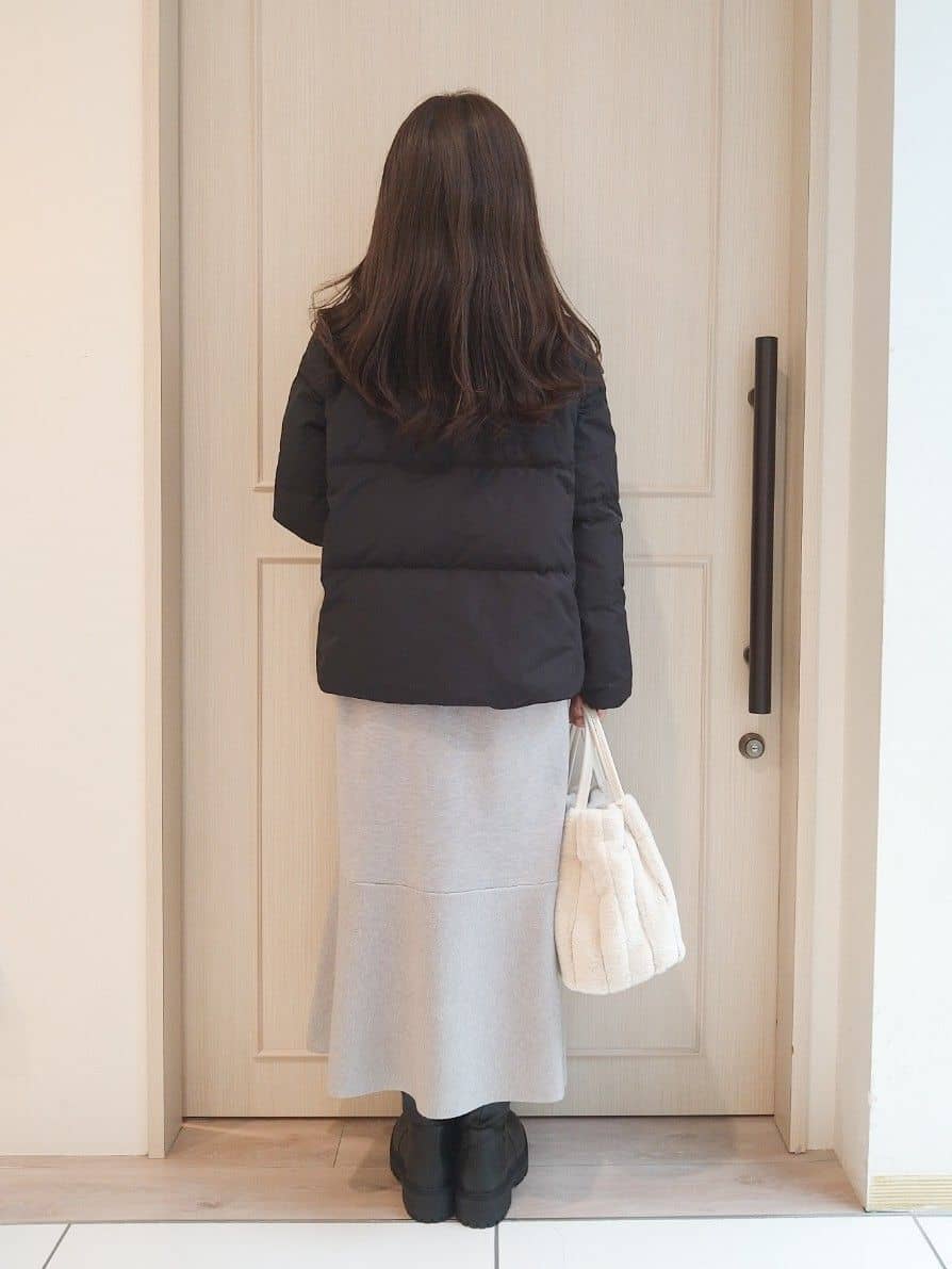 mi-saさんの「SHOO･LA･RUE｜【撥水/洗える】ショートフーディーダウン」を使ったコーディネート