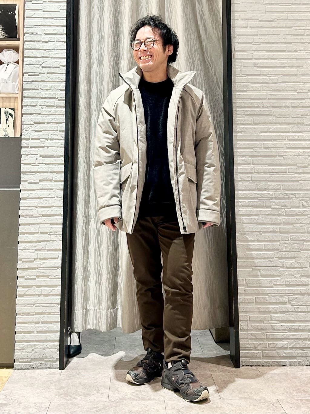KENJI Iさんの「THE SHOP TK｜【軽くて、暖かい】SORONA／ソロナ 中綿ブルゾン 防風/軽量/洗濯機OK/フード脱着可」を使ったコーディネート