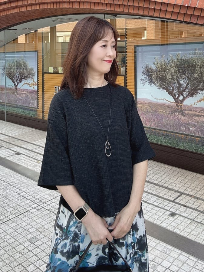 makiさんの「UNTITLED｜【五分袖/ジャージトップス】スラブカールマイヤープルオーバー」を使ったコーディネート