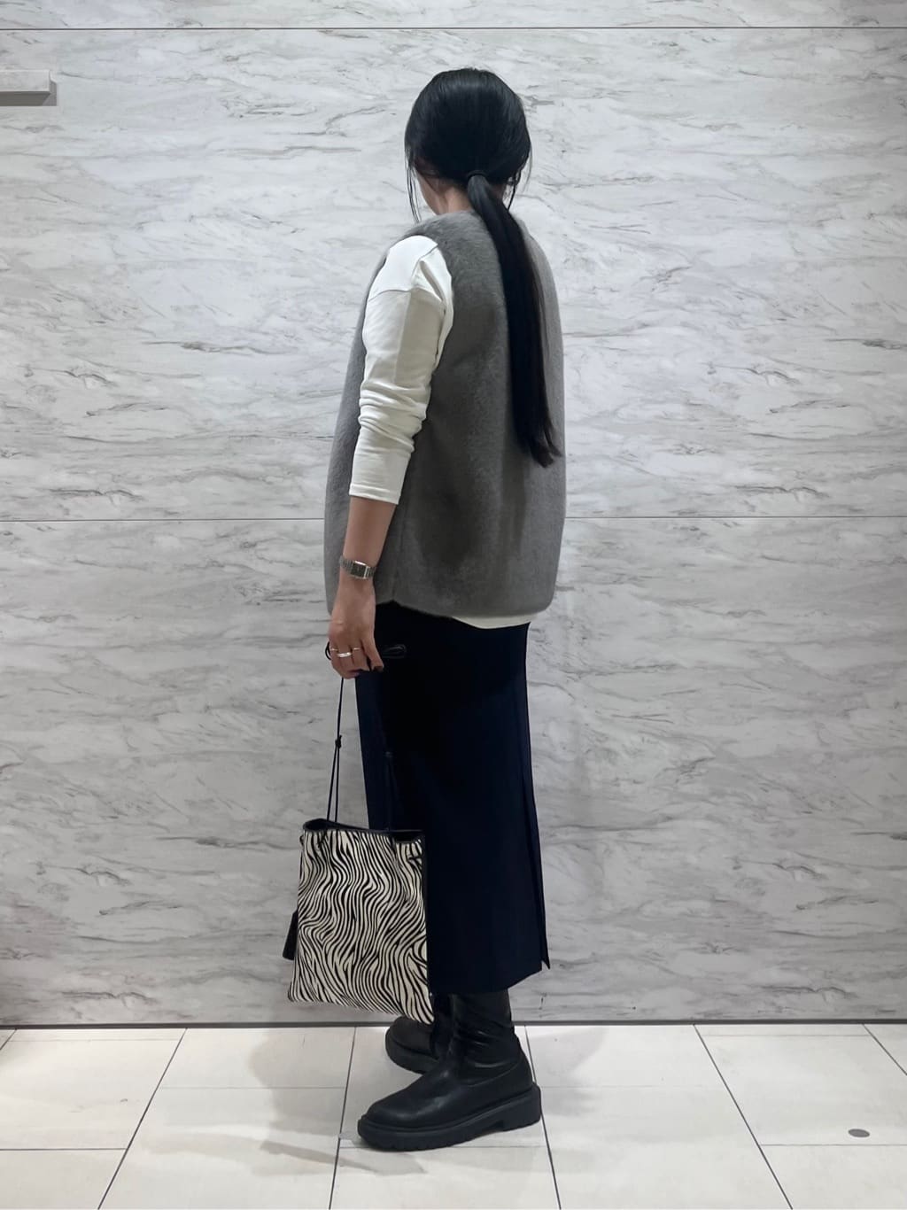 hasuさんの「INDIVI｜ミンク調フェイクファージレ」を使ったコーディネート