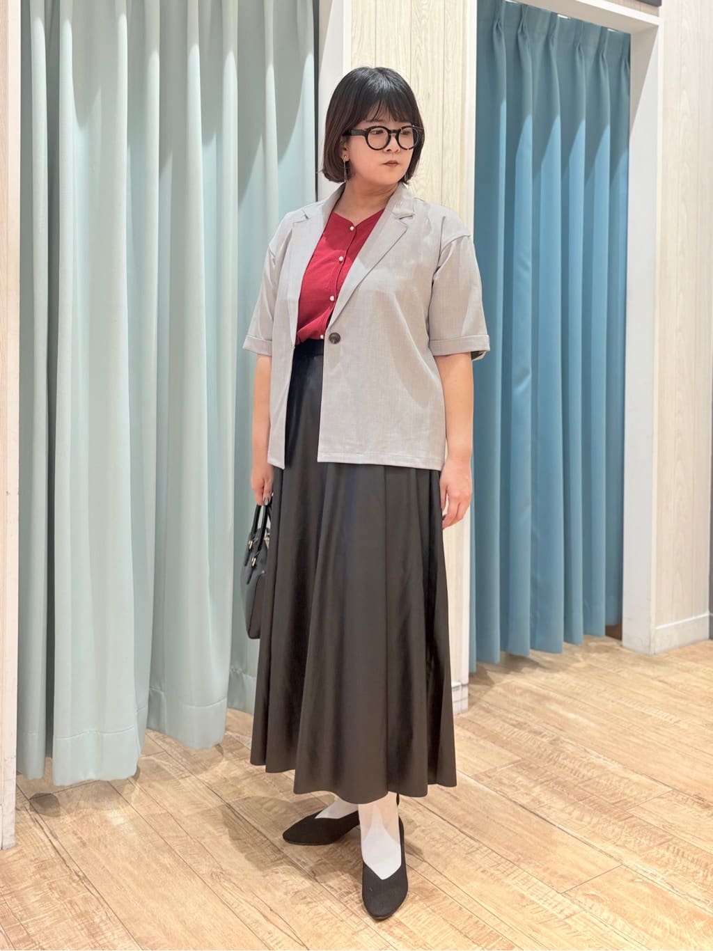 砂糖さんの「SHOO･LA･RUE｜【セットアップ可/洗濯後しわになりにくい】5分袖テーラードジャケット」を使ったコーディネート