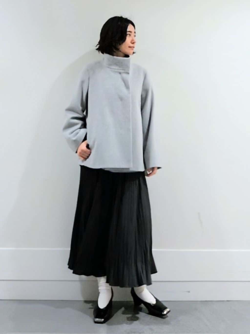 ミズタさんの「UNTITLED｜【8色展開/体型カバー】魅せるタイムレスニット」を使ったコーディネート