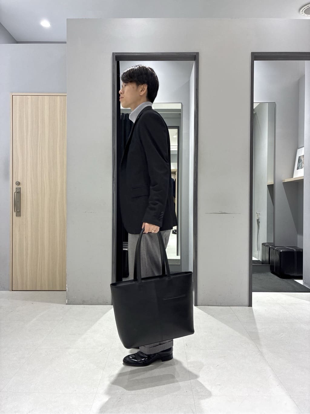 わいずみさんの「TAKEO KIKUCHI｜【360&deg;ストレッチ／セットアップ対応】None Of Stress ジャケット」を使ったコーディネート