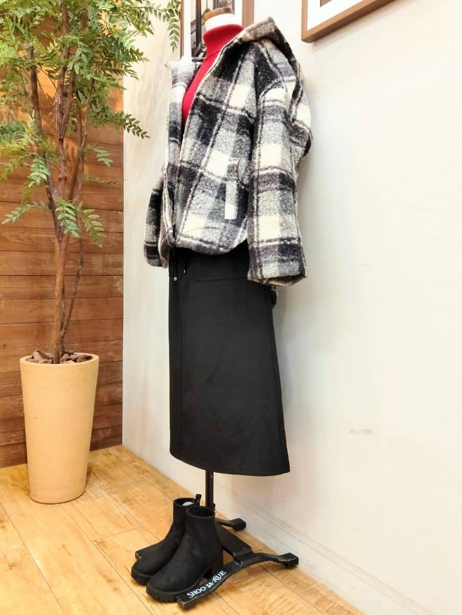うっちーさんの「SHOO･LA･RUE｜」を使ったコーディネート