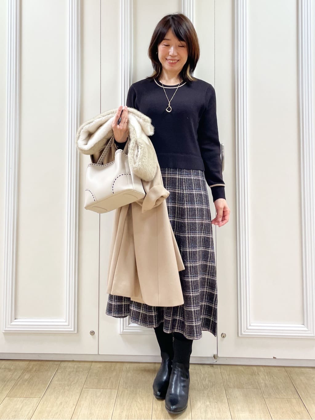 めいさんの「Reflect｜【コートインでもすっきり◎】チェック柄ニットドッキングワンピース」を使ったコーディネート