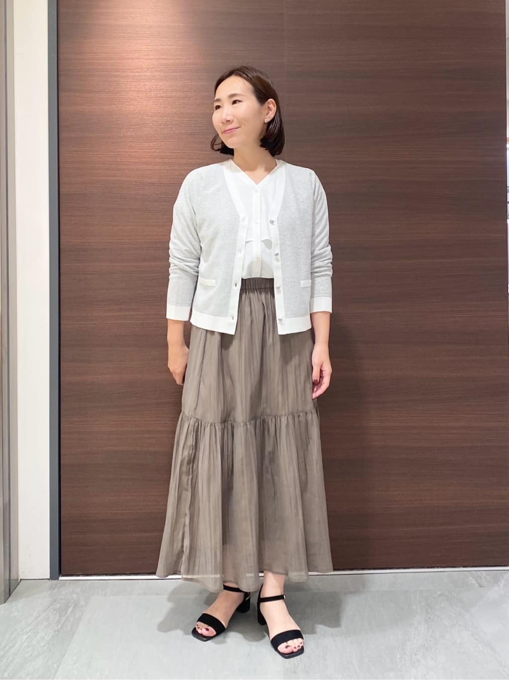 YUKARIさんの「INDIVI｜【軽く羽織れる！】ダブルジャケット」を使ったコーディネート