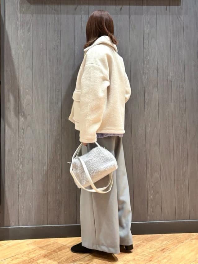 meiさんの「SHOO･LA･RUE｜【着丈選べる/S-LL】スタイルアップが叶う ベルト付きワイドパンツ」を使ったコーディネート