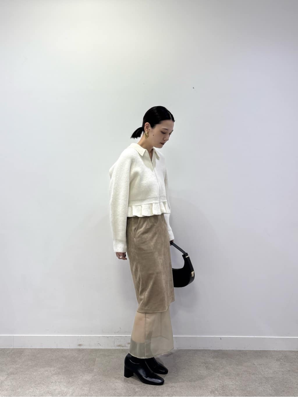 ayanoさんの「INDIVI｜スエードライクレイヤースカート」を使ったコーディネート