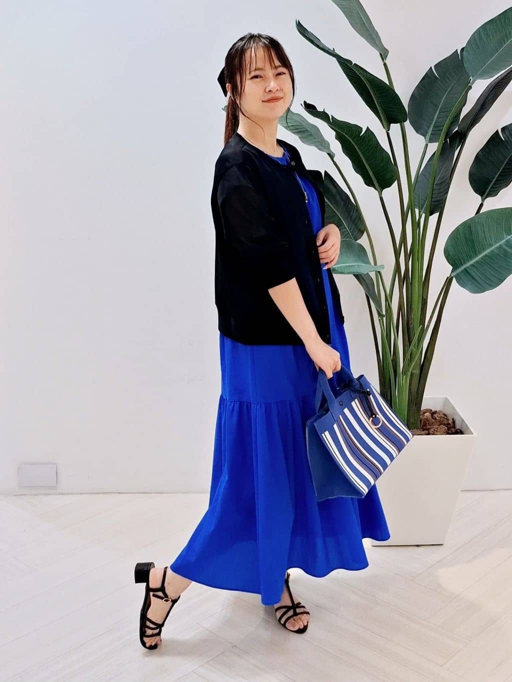 YuKaRiさんの「UNTITLED｜【1枚でコーデ完成！】タックワンピース」を使ったコーディネート