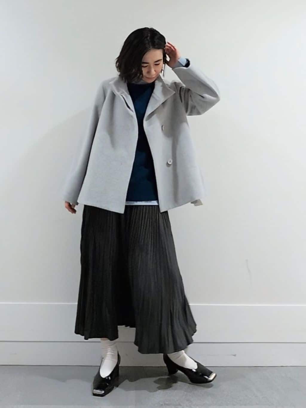 ミズタさんの「UNTITLED｜【8色展開/体型カバー】魅せるタイムレスニット」を使ったコーディネート