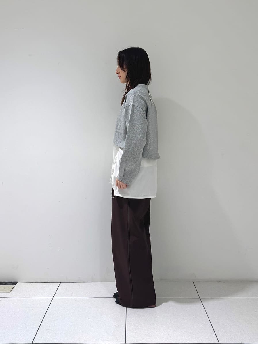 そんさんの「INDIVI｜Comfy SET UP｜イージーストレートワイドパンツ【セットアップ対応／通勤/カセット服】」を使ったコーディネート