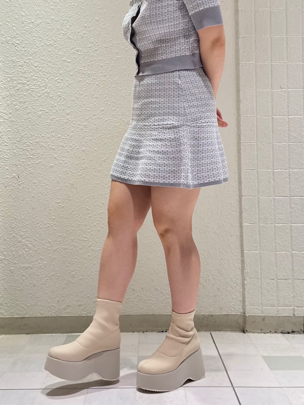 sa.raさんの「ESPERANZA｜厚底ニットショートブーツ」を使ったコーディネート
