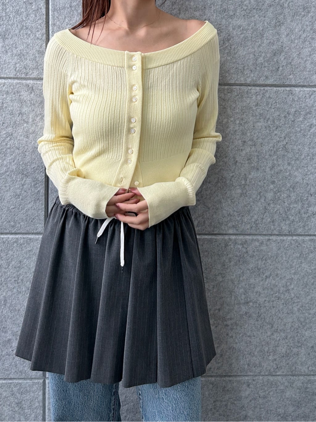 harunaさんの「CODE A｜short cardigan」を使ったコーディネート