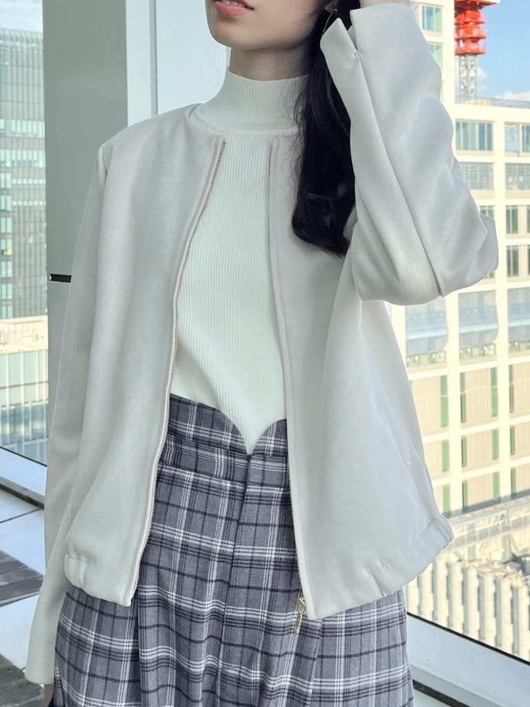 はばさんの「Couture brooch｜【多機能・フェミニン】パール調リブニット」を使ったコーディネート