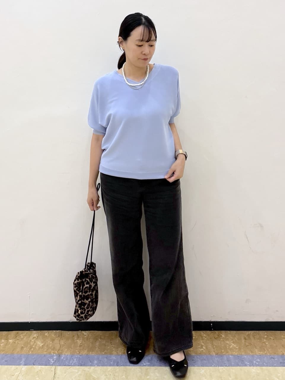 akariさんの「index｜《5色展開》前後2WAY ドルマンスリーブニット【UVケア／抗ピル／洗濯機洗い可】」を使ったコーディネート