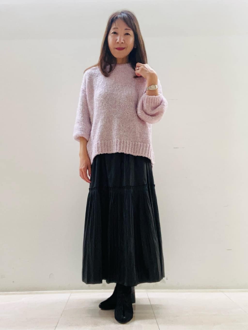 kurodaさんの「Reflect｜【秋映え／ふんわり軽い／ゆったりシルエット】ファンシーヤーンベスト」を使ったコーディネート