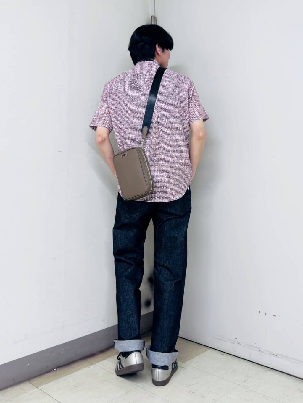 ryoさんの「TAKEO KIKUCHI｜【モンスターストレッチ】日本製 ワンウォッシュ デニムパンツ」を使ったコーディネート