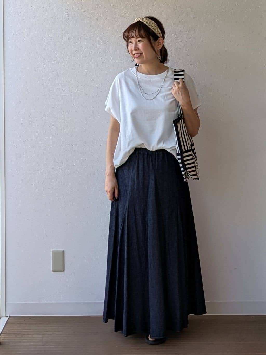 なみきさんの「UNTITLED｜【CHIGNON】別注 ミニ裏毛フレンチスリーブプルオーバー」を使ったコーディネート
