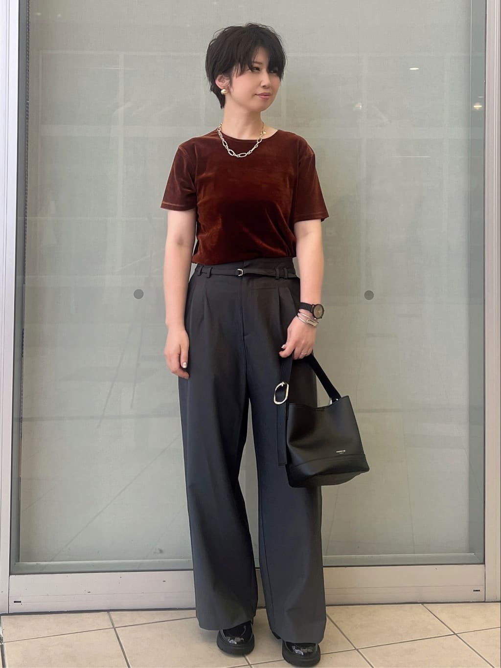 yo-koさんの「OPAQUE.CLIP｜フロッキーチュールTシャツ【洗濯機洗い可】」を使ったコーディネート