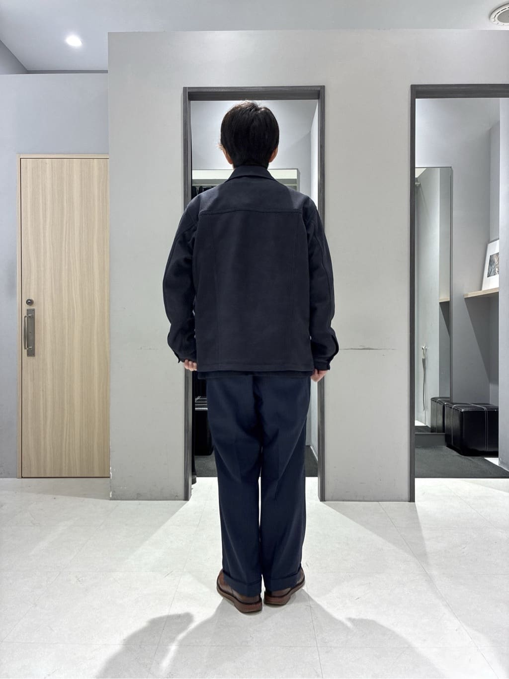 わいずみさんの「TAKEO KIKUCHI｜【尾州織】ショールカラー カーディガン」を使ったコーディネート