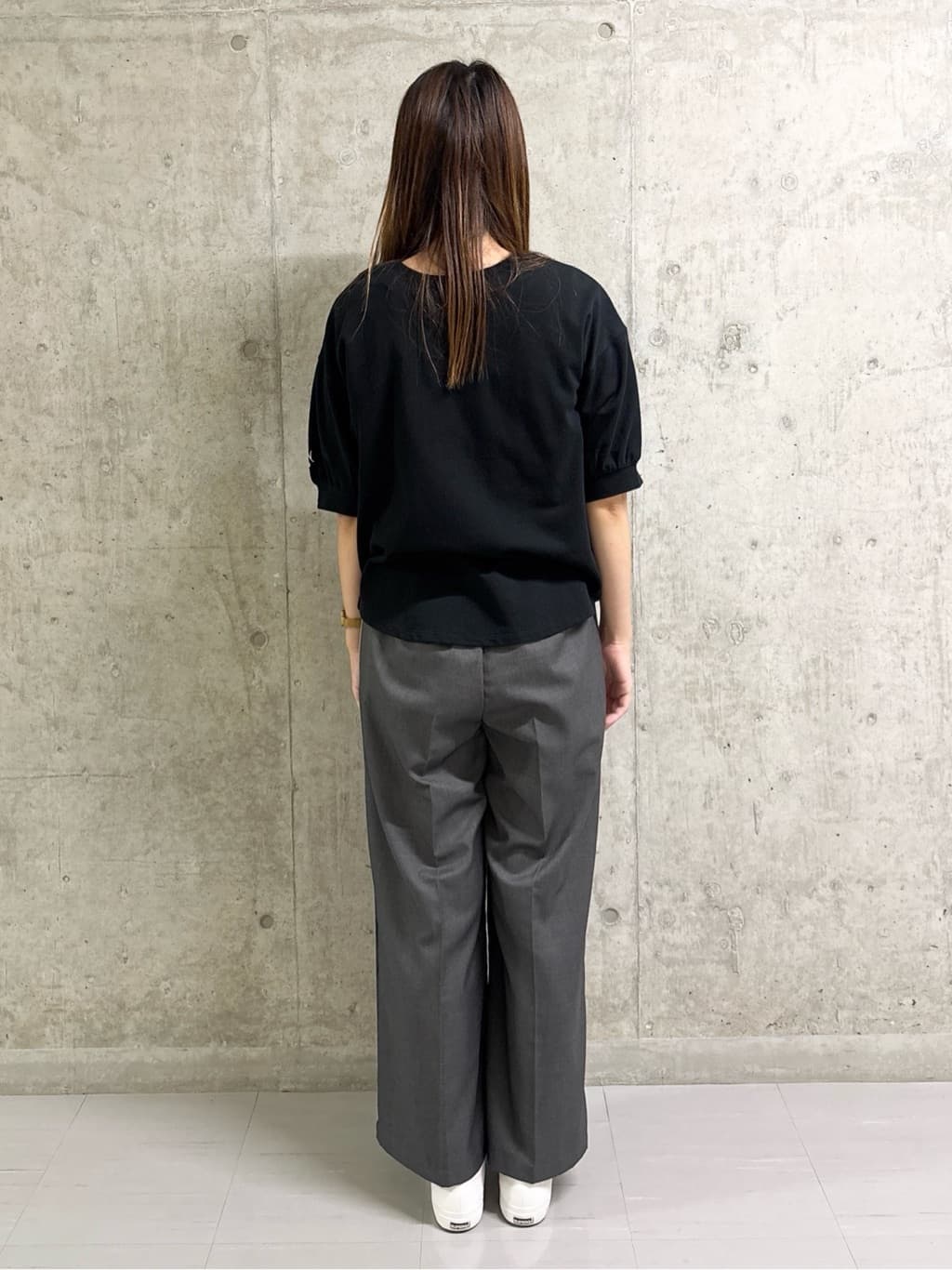 YUMIさんの「Dessin｜【360度可愛い/前後2WAY/洗える】ライトコットンヘンリーカットソー」を使ったコーディネート