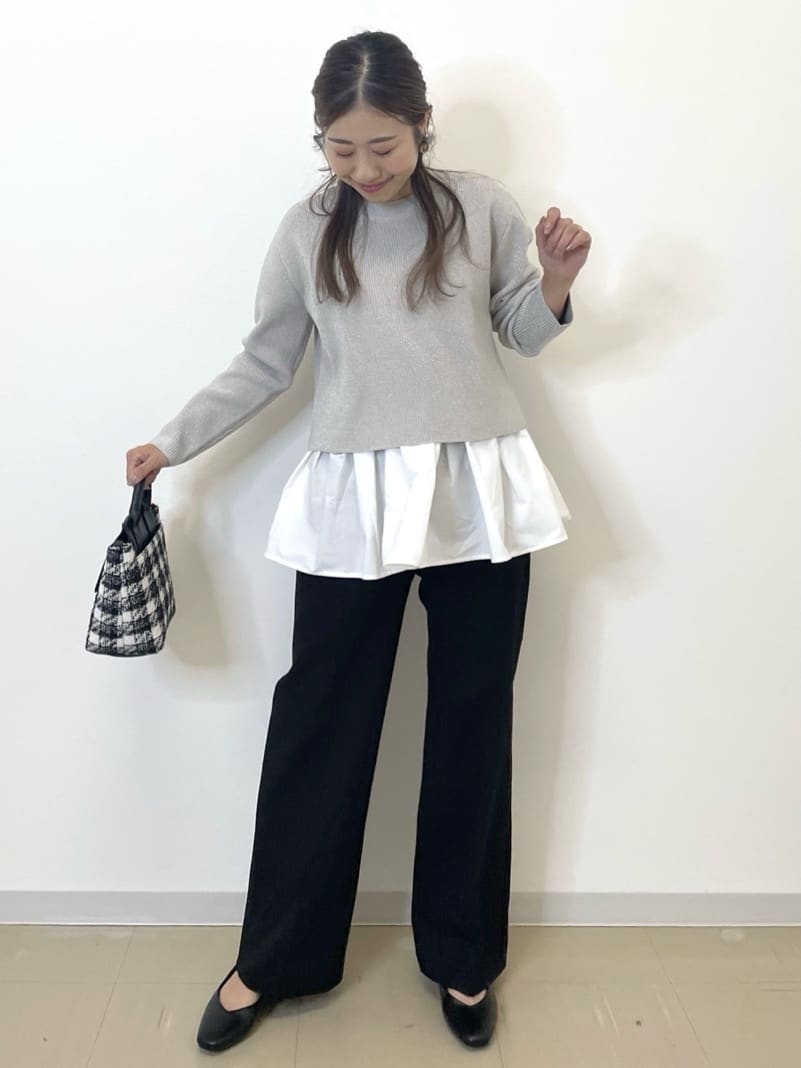 Akiさんの「OPAQUE.CLIP｜《ツインセット》ショートラメニット&times;フレアタンクトップ【洗濯機OK】」を使ったコーディネート