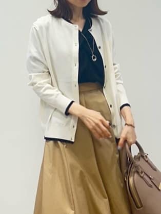 Miwaさんの「UNTITLED｜【洗える/ストレッチ/通勤】Vネックブラウス」を使ったコーディネート