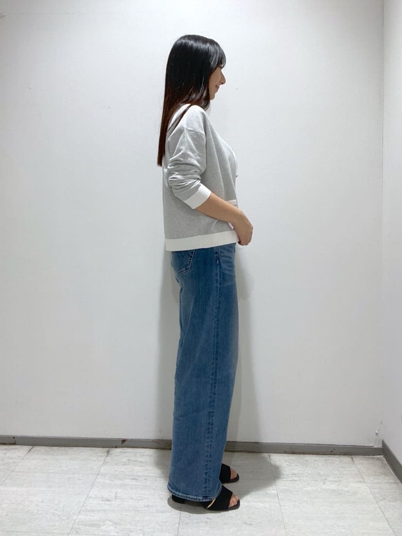 meiさんの「INDIVI｜【インナーとしても活躍！】シンプルTシャツ」を使ったコーディネート
