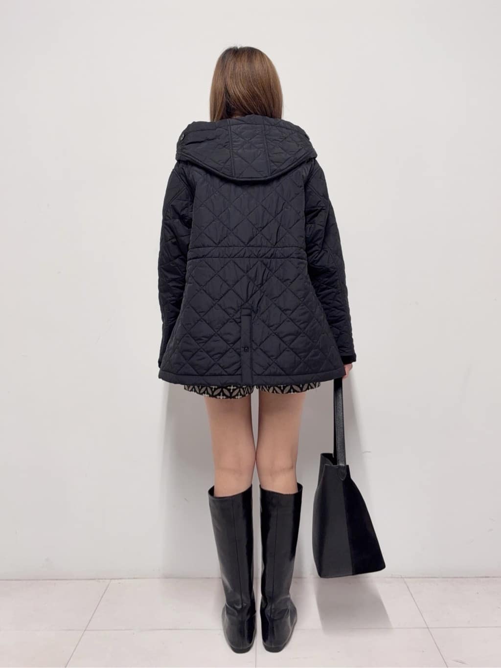 Nishijimaさんの「DRESSTERIOR｜オーバーラップサークルショートパンツ」を使ったコーディネート