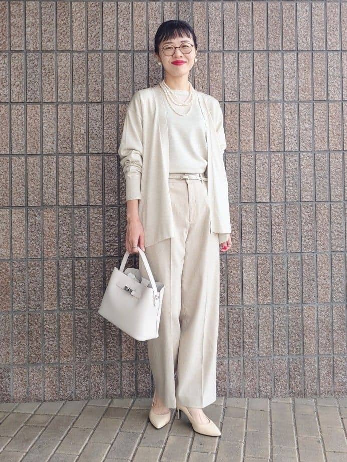 MUTSUKOさんの「UNTITLED｜【アンサンブル可/洗える/ボタンなし】シルクウールカシミヤ 着流しカーディガン」を使ったコーディネート
