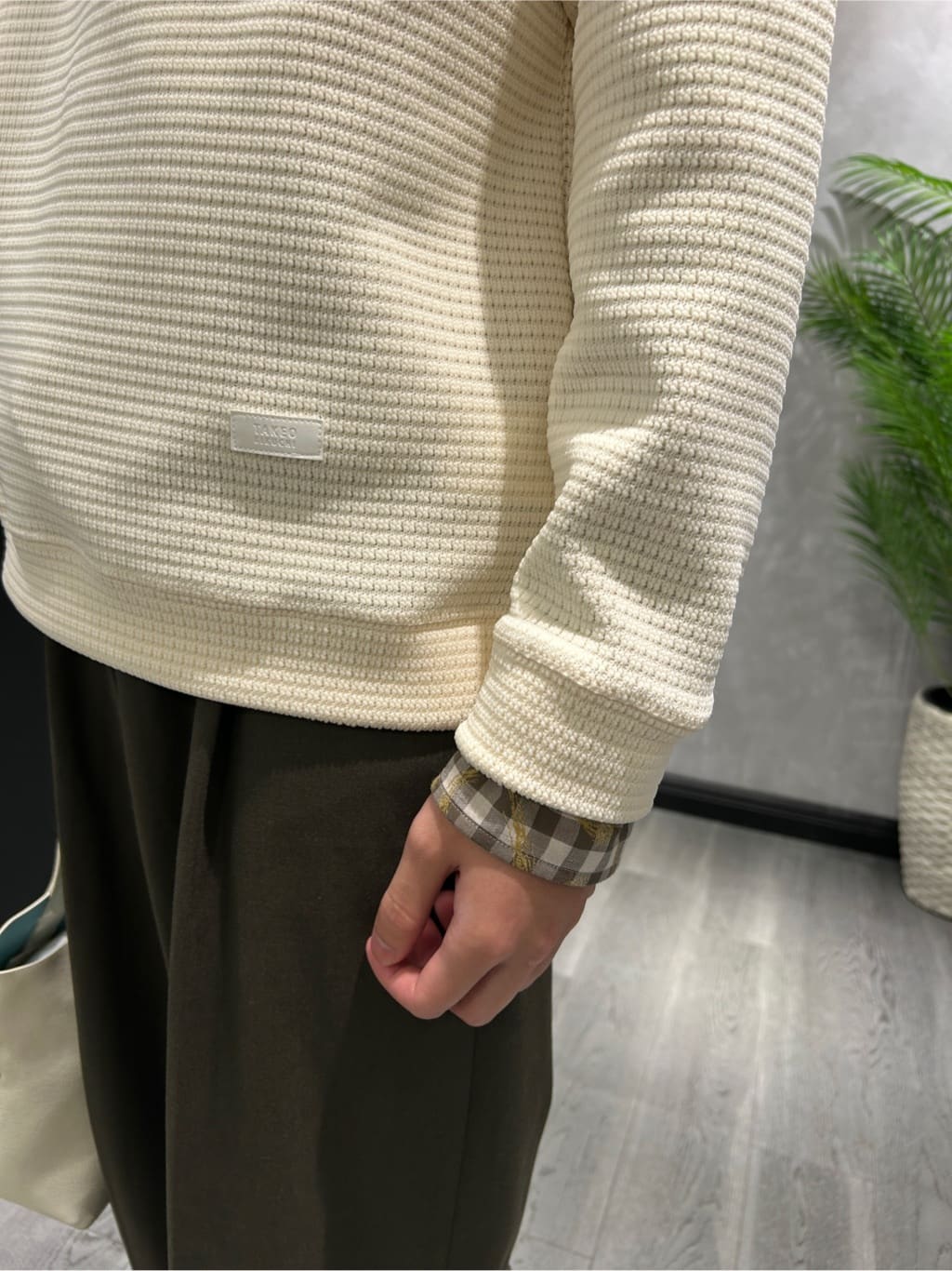 ruiさんの「TAKEO KIKUCHI｜ニットライク プルオーバー」を使ったコーディネート