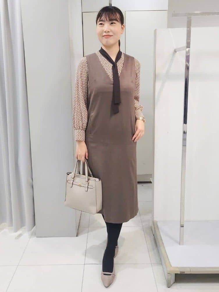 AZUSAさんの「Reflect｜【レイヤードに◎】ボウタイプリントブラウス」を使ったコーディネート
