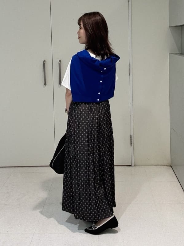 makiさんの「UNTITLED｜【アンサンブル可/薄手】ベーシッククルーネックカーディガン」を使ったコーディネート