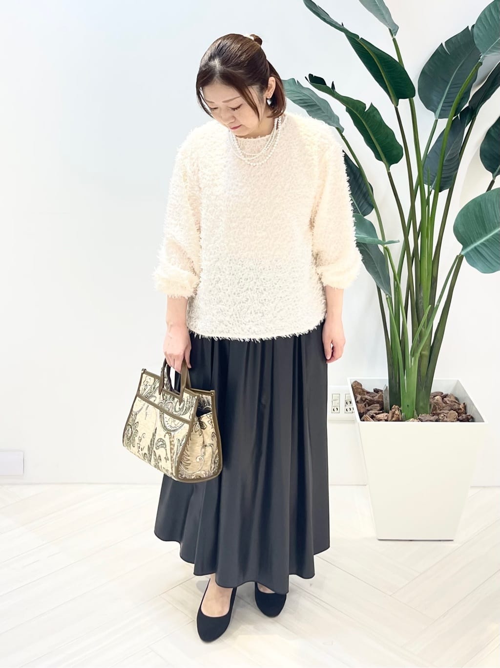 Tomoさんの「UNTITLED｜レザー調ギャザースカート」を使ったコーディネート