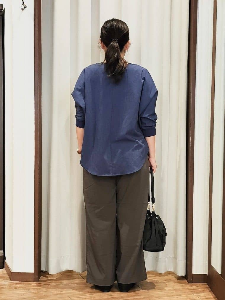 chami さんの「SHOO･LA･RUE｜【着丈選べる/S-LL】触れる度ひんやり ゆるきれい イージーワイドパンツ」を使ったコーディネート
