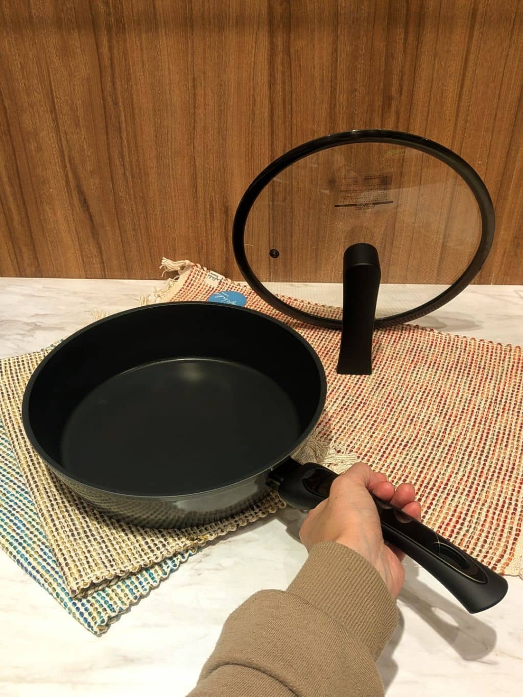 うしさんの「212 KITCHEN STORE｜プラズマプロ フライパン20cm ＜KEVNHAUN ケヴンハウン＞」を使ったコーディネート