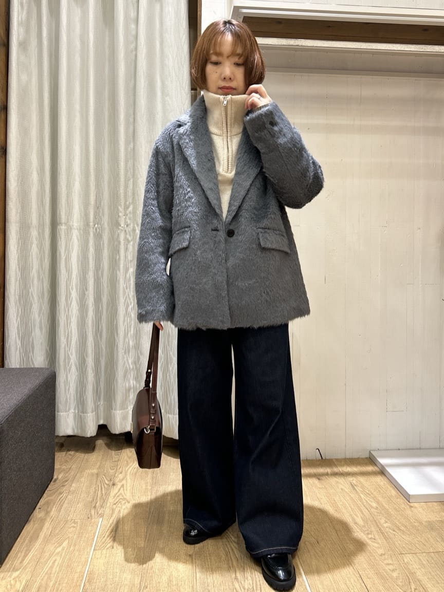 ga_riさんの「THE SHOP TK｜纏うだけで大人上品 シャギーチェスターハーフコート」を使ったコーディネート