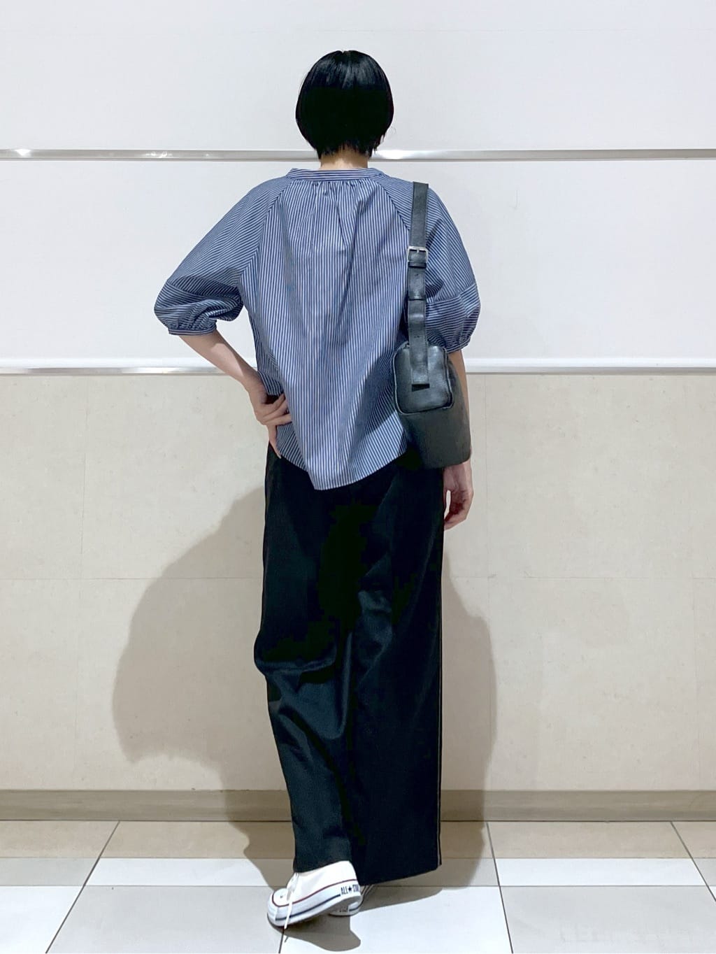 eriko さんの「Dessin｜【セットアップ可/ウエストゴム/洗える】サイドライン入りワイドパンツ」を使ったコーディネート