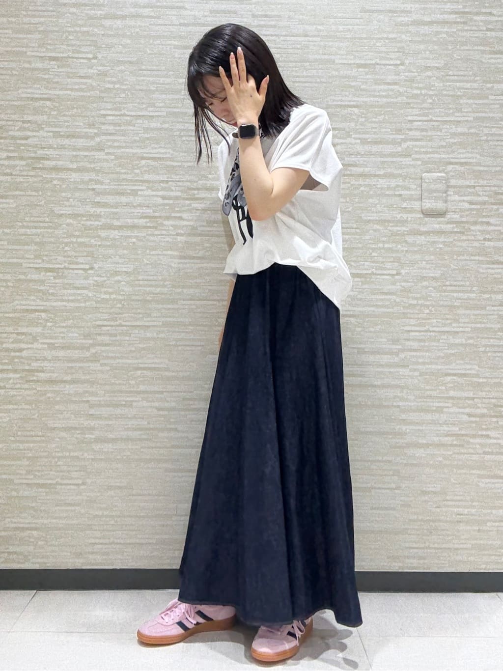 Kataさんの「UNTITLED｜【CHIGNON】別注 ミニ裏毛フレンチスリーブプルオーバー」を使ったコーディネート