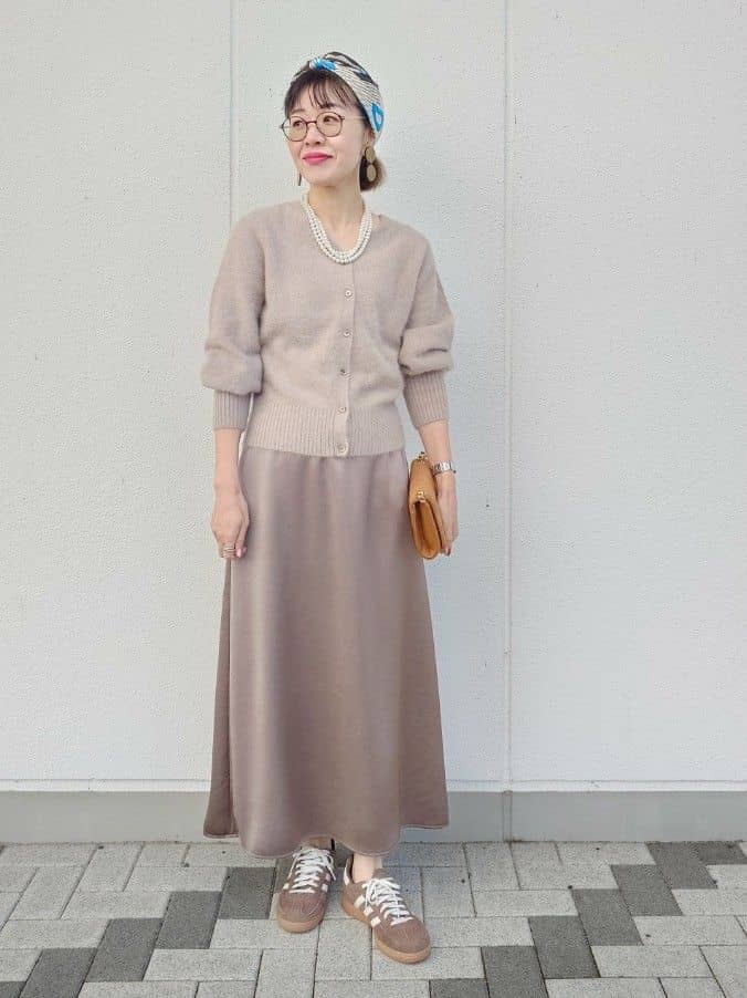 MUTSUKOさんの「UNTITLED｜【ふわふわニット/前後2WAY】フォックスカシミヤカーディガン」を使ったコーディネート