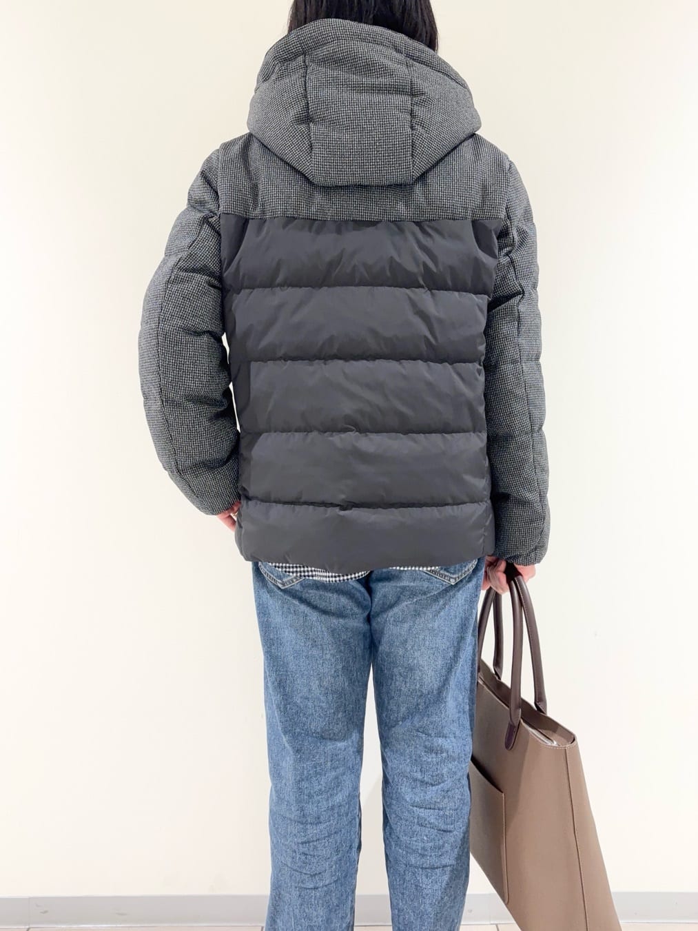 及川さんの「TAKEO KIKUCHI｜カラーコンビ ダウンブルゾン」を使ったコーディネート
