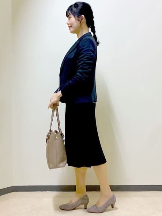  beni_gingerさんの「Reflect｜【きちんと見え／セットアップ可／通勤におすすめ◎】ペプラムプリントブラウス」を使ったコーディネート