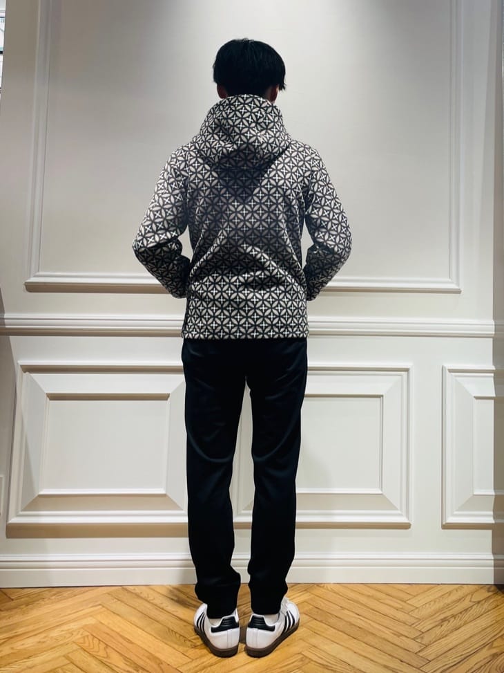 橋本さんの「DRESSTERIOR｜◆サスティナブル タートルニット」を使ったコーディネート