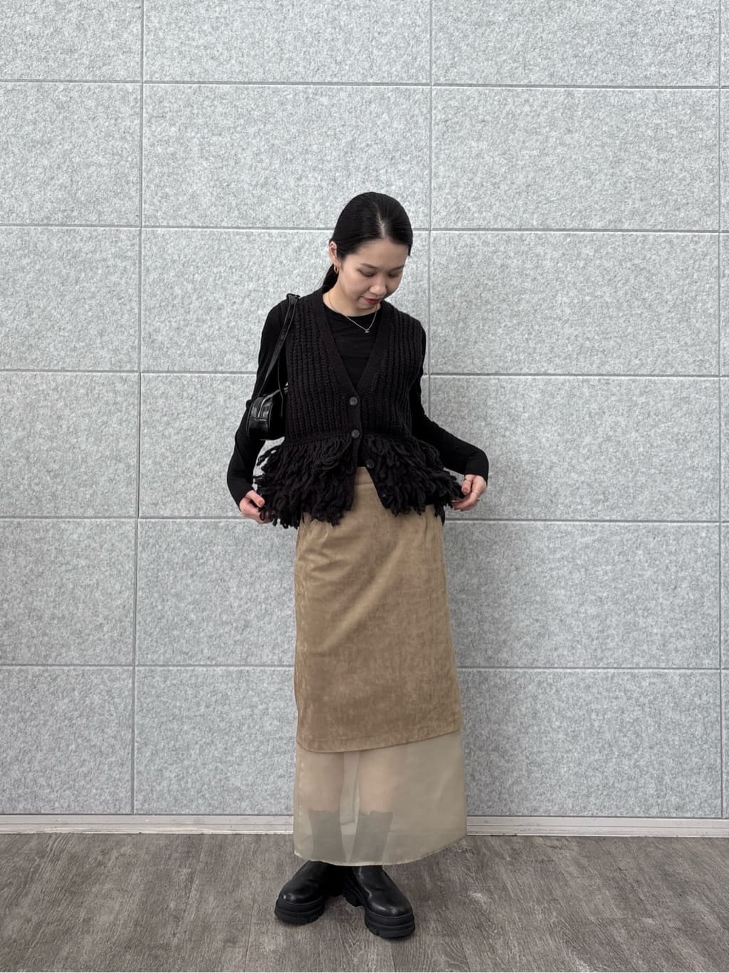 ひなさんの「INDIVI｜シグネチャーシアーロンT」を使ったコーディネート