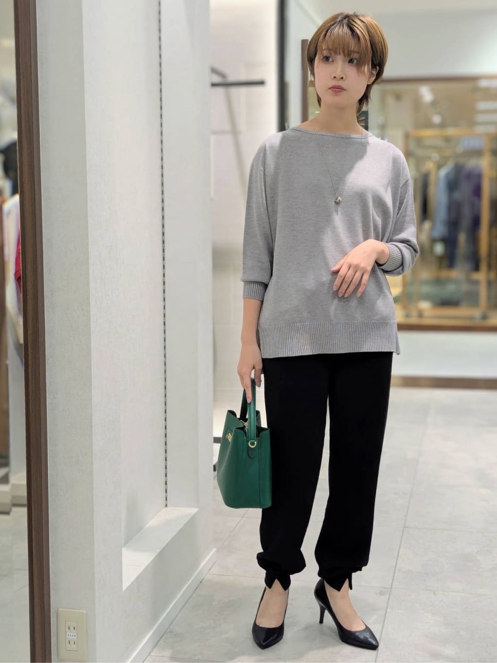 nonoさんの「UNTITLED｜【8色展開/体型カバー】魅せるタイムレスニット」を使ったコーディネート