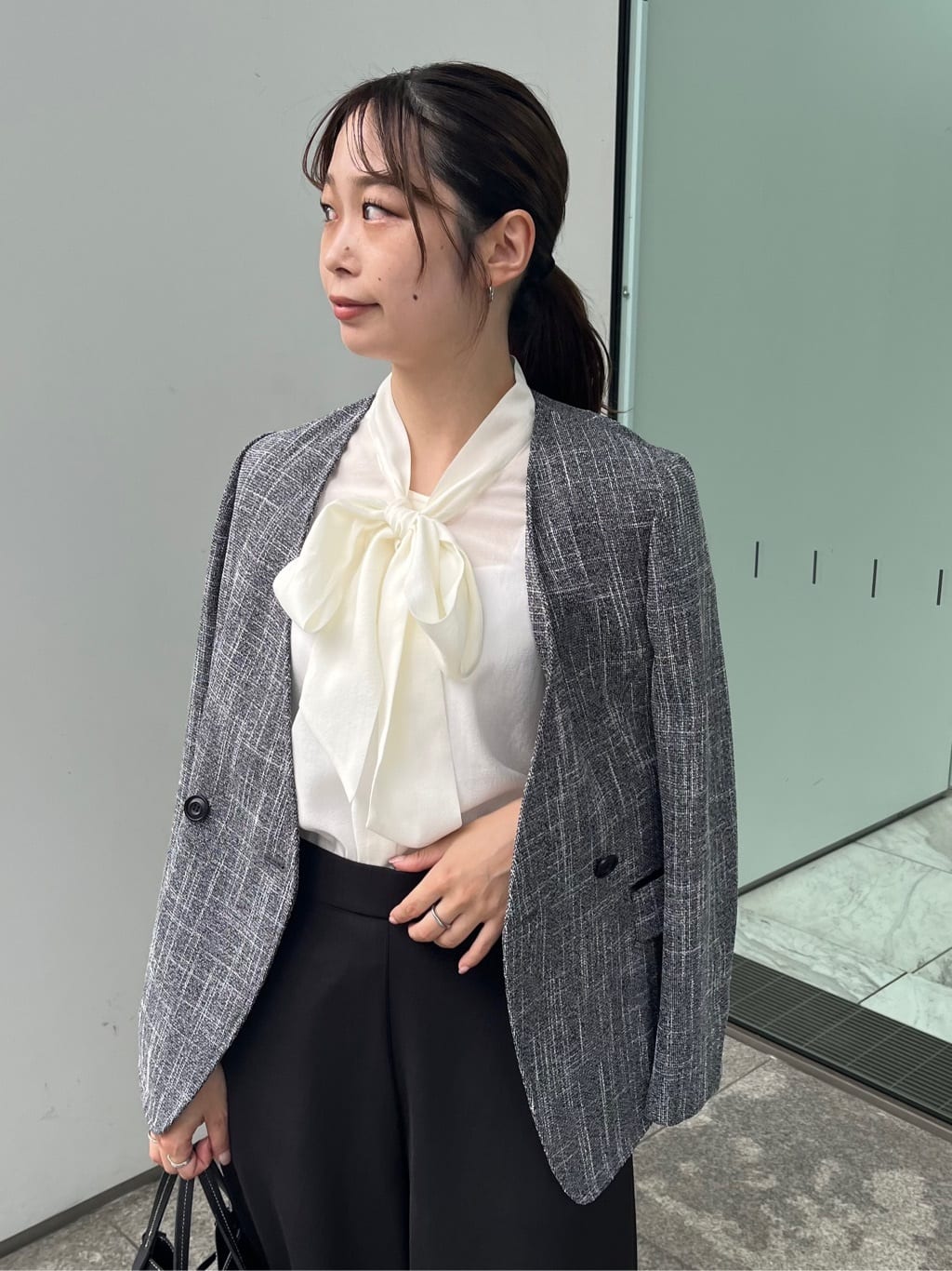 Saekoさんの「COUP DE CHANCE｜【手洗い可／日本製／裏無し／セットアップ可】ツィード見えノーカラージャケット」を使ったコーディネート