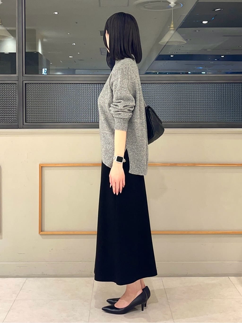kumiさんの「INDIVI｜【SETUP可能／洗える／UVケア】ライトジャージ セミフレアスカート」を使ったコーディネート