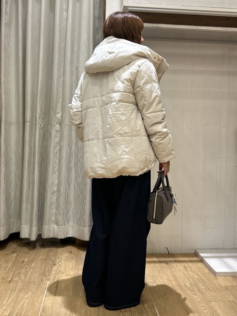 ga_riさんの「THE SHOP TK｜【すっきり見えシルエット】上品ふわもこ中綿ブルゾン」を使ったコーディネート
