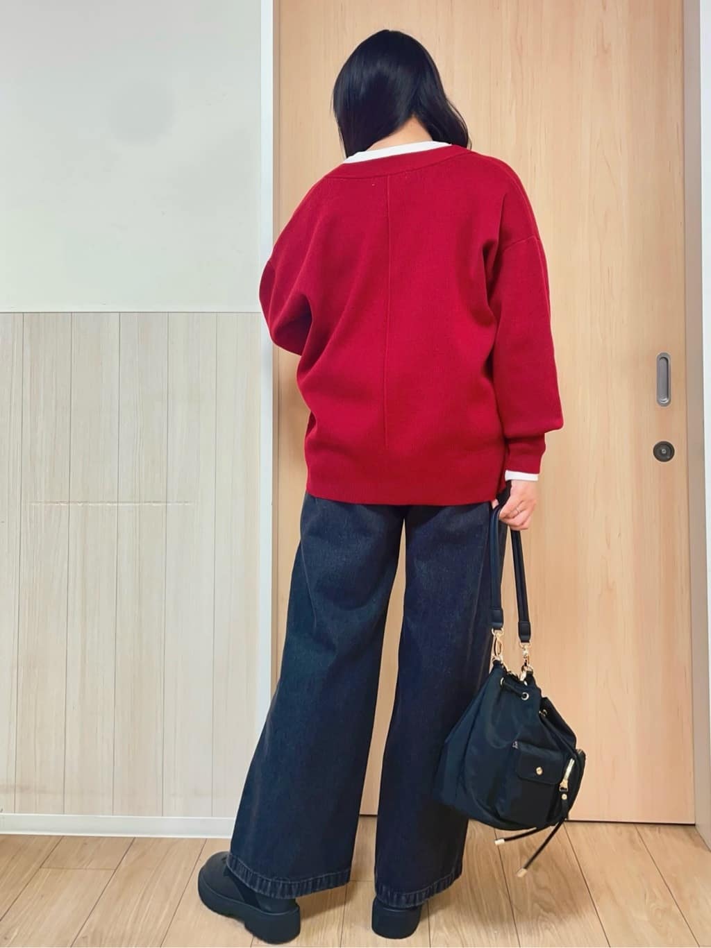 nanaseさんの「SHOO･LA･RUE｜【洗える/毛玉レス】表面がきれいなVネックカーディガン」を使ったコーディネート