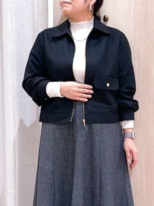 naoさんの「grove｜カジュアルに羽織れる、大人のツイードトラックジャケット」を使ったコーディネート